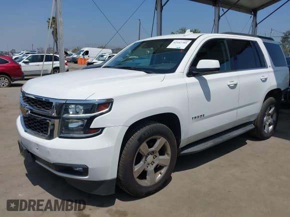 ✅ 2018 Chevrolet Tahoe LT • VIN: 1GNSCBKC9JR283974 • Lot: 42447701. Listed on IAAI with 190,759 mi. Free auction sales archive from the USA and detailed vehicle history report at DreamBid. Image 18.