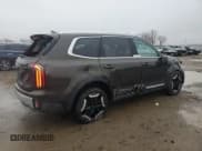 ✅ 2023 Kia Telluride EX • VIN: 5XYP34GC6PG362870 • Lot: 43584725. Listed on Copart with 25,927 mi. Free auction sales archive from the USA and detailed vehicle history report at DreamBid. Image 3.