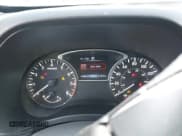 ✅ 2019 Nissan Pathfinder SV • VIN: 5N1DR2MM9KC652760 • Lot: 43879616. Wystawiony na IAAI z przebiegiem 102 389 mil. Bezpłatny archiwum sprzedaży aukcyjnych z USA i szczegółowy raport historii pojazdu na DreamBid. Zdjęcie 7.