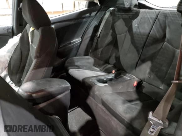 ✅ 2016 Hyundai Veloster • VIN: KMHTC6AD9GU248061 • Lot: 86705464. Wystawiony na Copart z przebiegiem 192 083 mil. Bezpłatny archiwum sprzedaży aukcyjnych z USA i szczegółowy raport historii pojazdu na DreamBid. Zdjęcie 10.