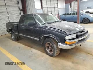 ✅ 2001 Chevrolet S-10 LS • VIN: 1GCCS19W518137894 • Лот: 51123925. Опубликован ранее на Copart с пробегом Не указан. Бесплатный доступ к архиву аукционных продаж из США и подробный отчёт об истории автомобиля на DreamBid. Изображение 4.