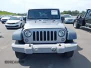 ✅ 2016 Jeep Wrangler Unlimited Sport • VIN: 1C4BJWDG8GL160474 • Lot: 43128973. Listed on IAAI with 33,182 mi. Free auction sales archive from the USA and detailed vehicle history report at DreamBid. Image 12.