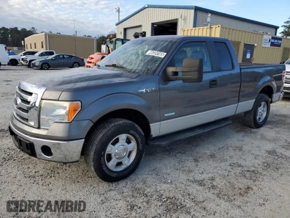 ✅ 2011 Ford F-150 XL • VIN: 1FTFX1CT9BKD50977 • Lot: 46324165. Listed on Copart with 139,641 mi. Free auction sales archive from the USA and detailed vehicle history report at DreamBid. Image 1.