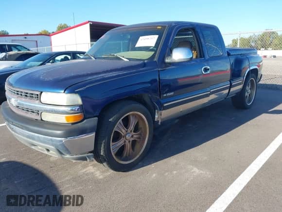 1999 Chevrolet Silverado 1500 LS с VIN 2GCEC19T2X1204782, выставлен на аукционе IAAI как лот 43498757 с пробегом 385 871 миль миль и . История ставок и продаж доступна на DreamBid. Изображение 2.