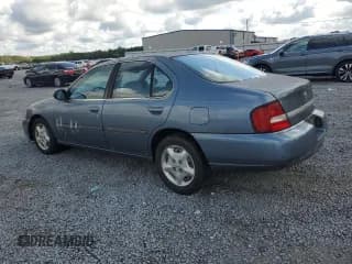✅ 2000 Nissan Altima XE • VIN: 1N4DL01D5YC199492 • Lot: 79334024. Wystawiony na Copart z przebiegiem 97 300 mil. Bezpłatny archiwum sprzedaży aukcyjnych z USA i szczegółowy raport historii pojazdu na DreamBid. Zdjęcie 2.
