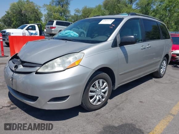 ✅ 2007 Toyota Sienna CE • VIN: 5TDZK23C97S025215 • Lot: 42895250. Listed on IAAI with 264,964 mi. Free auction sales archive from the USA and detailed vehicle history report at DreamBid. Image 2.