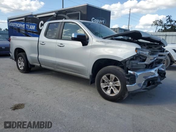 ✅ 2020 Chevrolet Silverado 1500 LT • VIN: 1GCRYDED6LZ257473 • Lot: 72845044. Wystawiony na Copart z przebiegiem 129 584 mil. Bezpłatny archiwum sprzedaży aukcyjnych z USA i szczegółowy raport historii pojazdu na DreamBid. Zdjęcie 4.