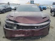 ✅ 2023 Lucid Air Touring • VIN: 50EA1TEA0PA007759 • Lot: 81243985. Wystawiony na Copart z przebiegiem Nie podano. Bezpłatny archiwum sprzedaży aukcyjnych z USA i szczegółowy raport historii pojazdu na DreamBid. Zdjęcie 5.