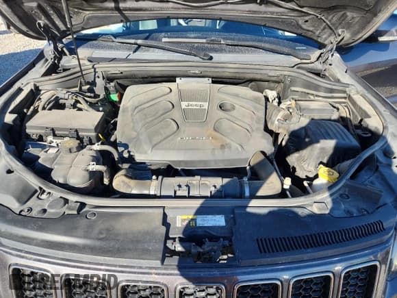 ✅ 2016 Jeep Grand Cherokee Overland • VIN: 1C4RJFCM1GC377936 • Лот: 81449065. Опубликован ранее на Copart с пробегом 120 309 миль. Бесплатный доступ к архиву аукционных продаж из США и подробный отчёт об истории автомобиля на DreamBid. Изображение 11.