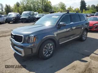 ✅ 2023 Kia Telluride LX • VIN: 5XYP2DGC1PG410584 • Лот: 69976285. Опубликован ранее на Copart с пробегом 33 608 миль. Бесплатный доступ к архиву аукционных продаж из США и подробный отчёт об истории автомобиля на DreamBid. Изображение 1.