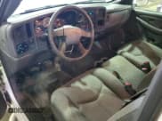 ✅ 2006 GMC Sierra 1500 Work Truck • VIN: 1GTEC14V56E185750 • Лот: 49774445. Опубликован ранее на Copart с пробегом 204 648 миль. Бесплатный доступ к архиву аукционных продаж из США и подробный отчёт об истории автомобиля на DreamBid. Изображение 8.