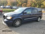 ✅ 2016 Chrysler Town & Country Touring • VIN: 2C4RC1BG5GR206378 • Lot: 82689125. Wystawiony na Copart z przebiegiem 107 523 mil. Bezpłatny archiwum sprzedaży aukcyjnych z USA i szczegółowy raport historii pojazdu na DreamBid. Zdjęcie 1.