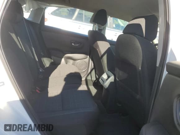 ✅ 2025 Honda HR-V LX • VIN: 3CZRZ2H3XSM742133 • Лот: 81051005. Опубликован ранее на Copart с пробегом 17 661 миль. Бесплатный доступ к архиву аукционных продаж из США и подробный отчёт об истории автомобиля на DreamBid. Изображение 11.