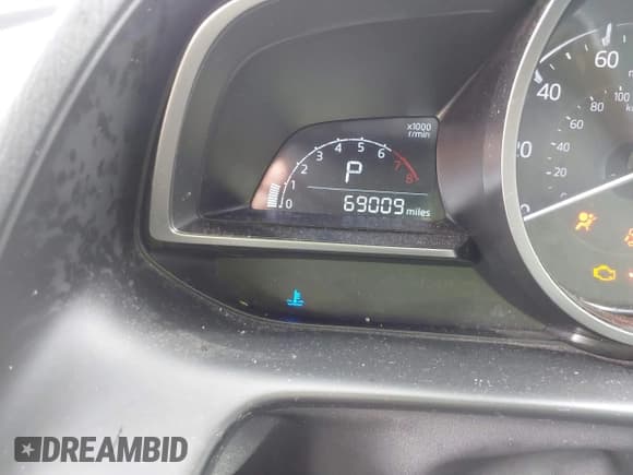 ✅ 2018 Mazda CX-3 Sport • VIN: JM1DKDB77J1322532 • Lot: 42693685. Wystawiony na IAAI z przebiegiem 69 009 mil. Bezpłatny archiwum sprzedaży aukcyjnych z USA i szczegółowy raport historii pojazdu na DreamBid. Zdjęcie 7.