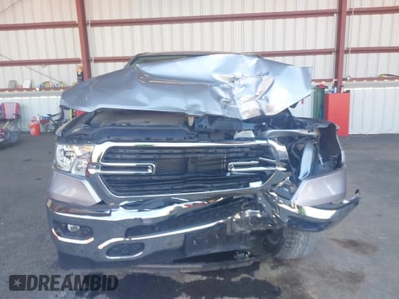 ✅ 2020 Ram 1500 Big Horn • VIN: 1C6SRFBT2LN246779 • Lot: 43461774. Listed on IAAI with 50,897 mi. Free auction sales archive from the USA and detailed vehicle history report at DreamBid. Image 6.