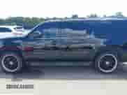 2014 Chevrolet Suburban LT z VIN 1GNSCJE06ER116005, wystawiony jako IAAI lot #42811502 z przebiegiem 153 197 mil mil oraz . Historia ofert i sprzedaży dostępna na DreamBid. Obrazek 14.