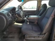 ✅ 2010 Chevrolet Suburban LS • VIN: 1GNUCHE02AR239103 • Lot: 86162425. Listed on Copart with 188,156 mi. Free auction sales archive from the USA and detailed vehicle history report at DreamBid. Image 7.