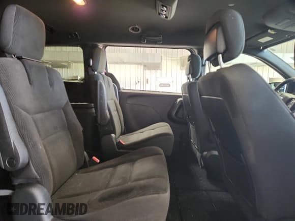 ✅ 2018 Dodge Grand Caravan SE • VIN: 2C4RDGBG3JR151761 • Lot: 92356095. Listed on Copart with 69,351 mi. Free auction sales archive from the USA and detailed vehicle history report at DreamBid. Image 11.
