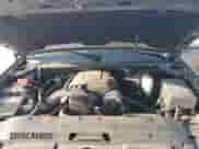 2013 Chevrolet Tahoe LTZ z VIN 1GNSKCE05DR284635, wystawiony jako Copart lot #64638575 z przebiegiem 162 319 mil mil oraz Czysty tytuł • Clean title. Historia ofert i sprzedaży dostępna na DreamBid. Obrazek 12.