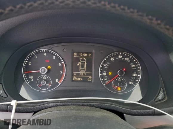 ✅ 2012 Volkswagen Passat SE • VIN: 1VWBP7A38CC104015 • Lot: 94489905. Listed on Copart with 228,885 mi. Free auction sales archive from the USA and detailed vehicle history report at DreamBid. Image 9.