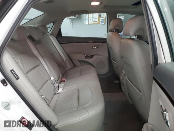 ✅ 2009 Hyundai Azera Limited • VIN: KMHFC46F29A372401 • Lot: 65382785. Listed on Copart with 101,183 mi. Free auction sales archive from the USA and detailed vehicle history report at DreamBid. Image 10.