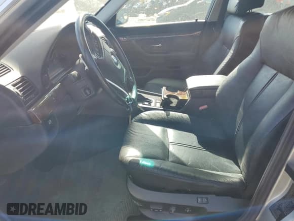 ✅ 2001 BMW 7 Series 740iL • VIN: WBAGH83491DP19551 • Lot: 79279424. Wystawiony na Copart z przebiegiem 207 217 mil. Bezpłatny archiwum sprzedaży aukcyjnych z USA i szczegółowy raport historii pojazdu na DreamBid. Zdjęcie 7.