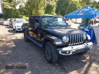 ✅ 2022 Jeep Gladiator Overland • VIN: 1C6HJTFGXNL147803 • Lot: 43197035. Wystawiony na IAAI z przebiegiem 21 399 mil. Bezpłatny archiwum sprzedaży aukcyjnych z USA i szczegółowy raport historii pojazdu na DreamBid. Zdjęcie 1.