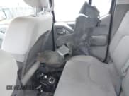 ✅ 2012 Nissan Frontier SV • VIN: 1N6AD0EV4CC402455 • Lot: 43592187. Wystawiony na IAAI z przebiegiem 158 222 mil. Bezpłatny archiwum sprzedaży aukcyjnych z USA i szczegółowy raport historii pojazdu na DreamBid. Zdjęcie 12.