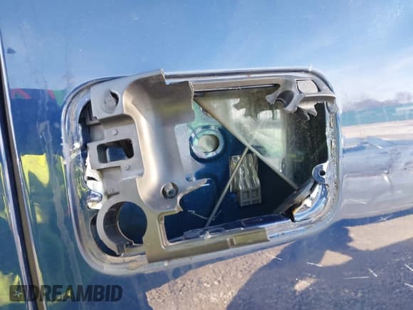 ✅ 2008 Ford F-150 XLT • VIN: 1FTPX14508FA28251 • Lot: 41446134. Listed on IAAI with 114,305 mi. Free auction sales archive from the USA and detailed vehicle history report at DreamBid. Image 12.