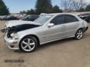 ✅ 2006 Mercedes-Benz C 230 Sport • VIN: WDBRF52H76F831957 • Lot: 50356295. Wystawiony na Copart z przebiegiem 108 508 mil. Bezpłatny archiwum sprzedaży aukcyjnych z USA i szczegółowy raport historii pojazdu na DreamBid. Zdjęcie 1.
