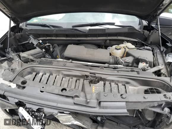 2024 Chevrolet Silverado 1500 LT z VIN 1GCPACED4RZ140148, wystawiony jako Copart lot #81128415 z przebiegiem 42 630 mil mil oraz Szkoda całkowita • Salvage title. Historia ofert i sprzedaży dostępna na DreamBid. Obrazek 11.