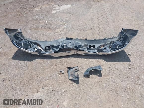 ✅ 2017 Chevrolet Silverado 1500 LT • VIN: 1GCVKREC3HZ102861 • Лот: 42947165. Опубликован ранее на IAAI с пробегом 123 814 миль. Бесплатный доступ к архиву аукционных продаж из США и подробный отчёт об истории автомобиля на DreamBid. Изображение 12.