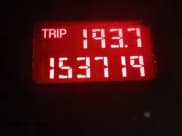 ✅ 2002 Pontiac Bonneville SLE • VIN: 1G2HY54K024229962 • Lot: 42345894. Wystawiony na IAAI z przebiegiem 153 719 mil. Bezpłatny archiwum sprzedaży aukcyjnych z USA i szczegółowy raport historii pojazdu na DreamBid. Zdjęcie 15.