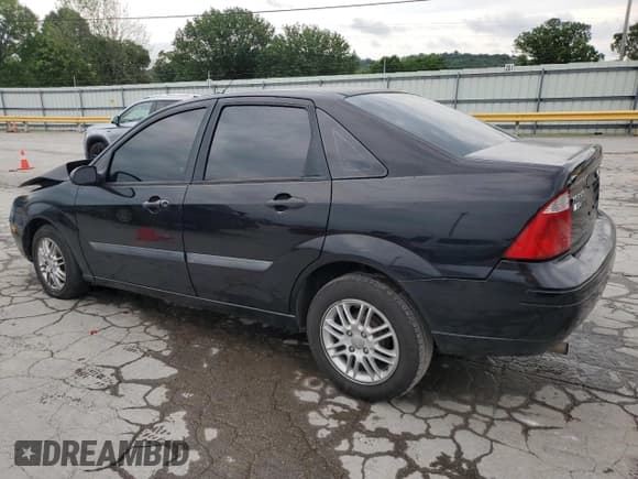 ✅ 2006 Ford Focus S • VIN: 1FAFP34N56W229699 • Lot: 57676355. Listed on Copart with 189,320 mi. Free auction sales archive from the USA and detailed vehicle history report at DreamBid. Image 2.