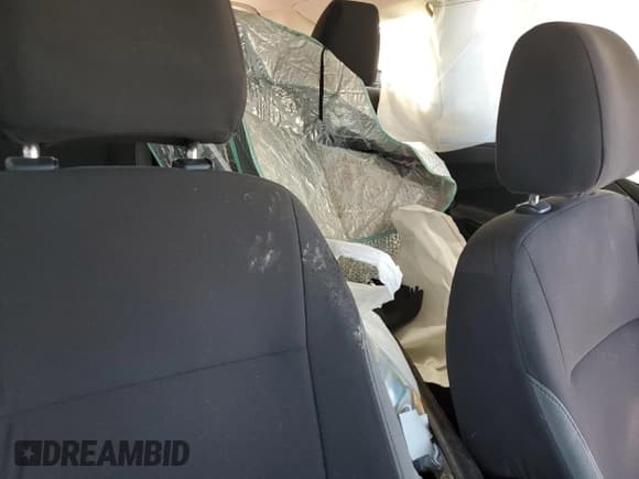 ✅ 2015 Ford Escape S • VIN: 1FMCU0F7XFUB59028 • Lot: 82492875. Listed on Copart with 189,471 mi. Free auction sales archive from the USA and detailed vehicle history report at DreamBid. Image 11.