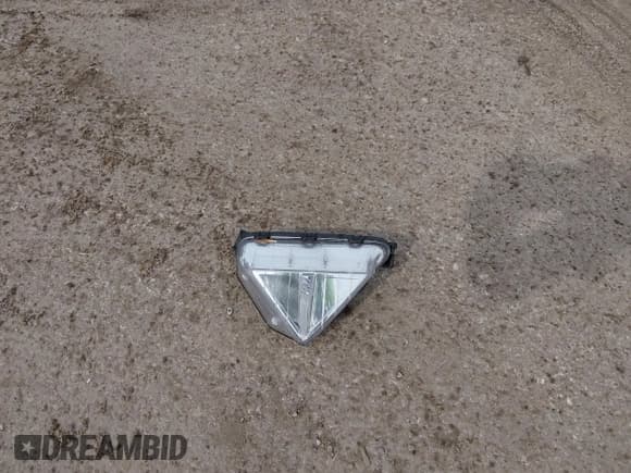 ✅ 2019 Hyundai Elantra SEL • VIN: 5NPD84LF2KH479688 • Lot: 43218077. Listed on IAAI with 136,107 mi. Free auction sales archive from the USA and detailed vehicle history report at DreamBid. Image 12.