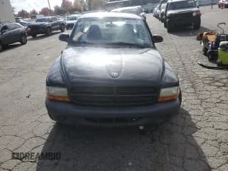 ✅ 2003 Dodge Dakota • VIN: 1D7FL16X43S168315 • Lot: 82673795. Wystawiony na Copart z przebiegiem 162 052 mil. Bezpłatny archiwum sprzedaży aukcyjnych z USA i szczegółowy raport historii pojazdu na DreamBid. Zdjęcie 5.