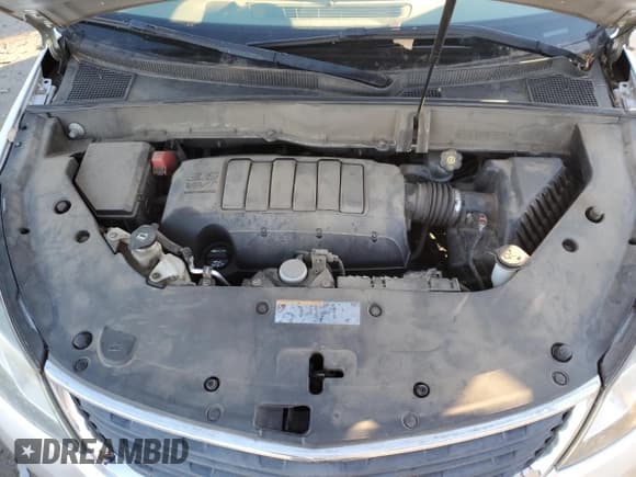 ✅ 2017 Chevrolet Traverse LS • VIN: 1GNKRFKD5HJ329372 • Lot: 91966935. Wystawiony na Copart z przebiegiem 176 613 mil. Bezpłatny archiwum sprzedaży aukcyjnych z USA i szczegółowy raport historii pojazdu na DreamBid. Zdjęcie 12.