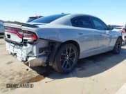 ✅ 2022 Dodge Charger SXT • VIN: 2C3CDXBG7NH120339 • Lot: 43514743. Wystawiony na IAAI z przebiegiem 67 972 mil. Bezpłatny archiwum sprzedaży aukcyjnych z USA i szczegółowy raport historii pojazdu na DreamBid. Zdjęcie 4.