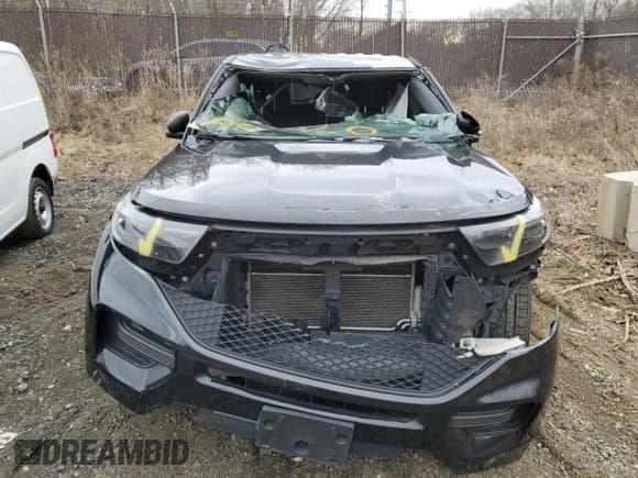 ✅ 2021 Ford Police Interceptor Utility • VIN: 1FM5K8AB1MGA87320 • Lot: 45517665. Wystawiony na Copart z przebiegiem Nie podano. Bezpłatny archiwum sprzedaży aukcyjnych z USA i szczegółowy raport historii pojazdu na DreamBid. Zdjęcie 5.