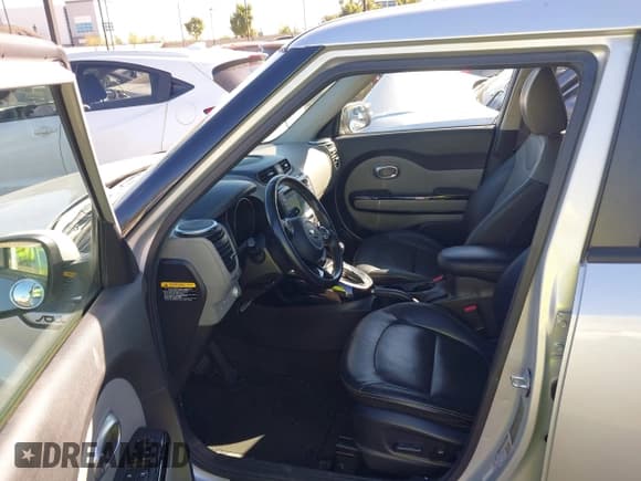 ✅ 2016 Kia Soul + • VIN: KNDJP3A52G7820531 • Lot: 43583157. Listed on IAAI with 70,550 mi. Free auction sales archive from the USA and detailed vehicle history report at DreamBid. Image 5.