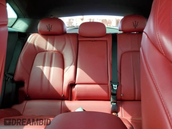 ✅ 2018 Maserati Levante GranSport • VIN: ZN661XUS5JX259568 • Lot: 54436435. Listed on Copart with 64,199 mi. Free auction sales archive from the USA and detailed vehicle history report at DreamBid. Image 10.