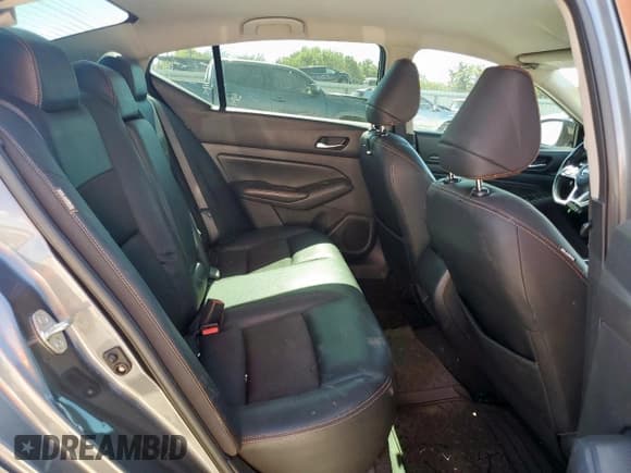 ✅ 2020 Nissan Altima SR • VIN: 1N4BL4CV5LC215624 • Lot: 85318785. Wystawiony na Copart z przebiegiem 125 194 mil. Bezpłatny archiwum sprzedaży aukcyjnych z USA i szczegółowy raport historii pojazdu na DreamBid. Zdjęcie 10.