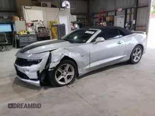 2019 Chevrolet Camaro 1LT с VIN 1G1FB3DX6K0112911, выставлен на аукционе Copart как лот 67308785 с пробегом 83 238 миль миль и Списание • Salvage title. История ставок и продаж доступна на DreamBid. Изображение 1.