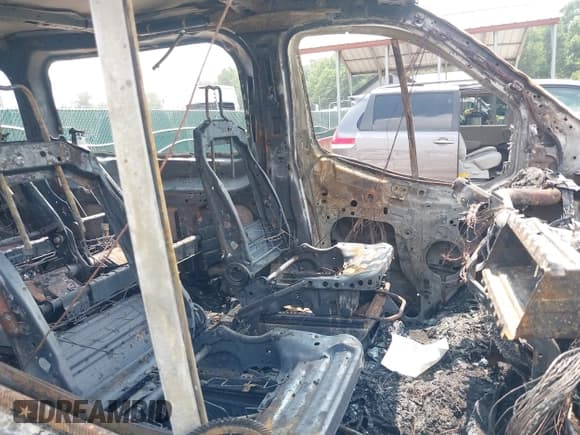 ✅ 2019 Ford Transit Passenger XL • VIN: 1FBZX2ZM1KKB05095 • Лот: 42930758. Опубликован ранее на IAAI с пробегом Не указан. Бесплатный доступ к архиву аукционных продаж из США и подробный отчёт об истории автомобиля на DreamBid. Изображение 5.