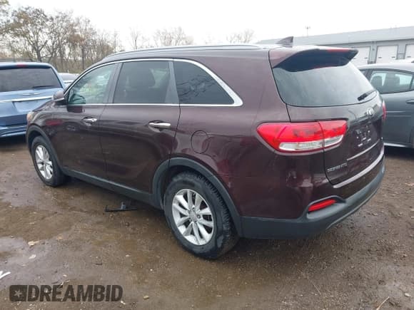✅ 2016 Kia Sorento LX • VIN: 5XYPG4A56GG074250 • Lot: 43624539. Listed on IAAI with 139,010 mi. Free auction sales archive from the USA and detailed vehicle history report at DreamBid. Image 3.