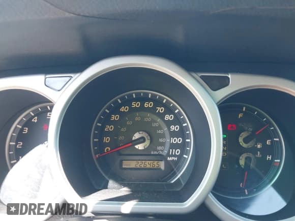 ✅ 2005 Toyota 4Runner Limited • VIN: JTEZT17R658006723 • Лот: 41868309. Опубликован ранее на IAAI с пробегом 226 465 миль. Бесплатный доступ к архиву аукционных продаж из США и подробный отчёт об истории автомобиля на DreamBid. Изображение 7.