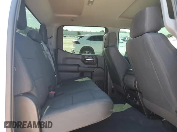 ✅ 2020 Chevrolet Silverado 1500 Custom Trail Boss • VIN: 1GCPYCEFXLZ361029 • Lot: 60386244. Wystawiony na Copart z przebiegiem 41 525 mil. Bezpłatny archiwum sprzedaży aukcyjnych z USA i szczegółowy raport historii pojazdu na DreamBid. Zdjęcie 10.