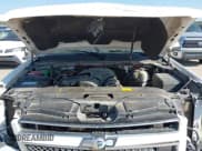 ✅ 2008 Chevrolet Tahoe 2LT • VIN: 1GNFC13088R161276 • Lot: 43312701. Wystawiony na IAAI z przebiegiem 261 847 mil. Bezpłatny archiwum sprzedaży aukcyjnych z USA i szczegółowy raport historii pojazdu na DreamBid. Zdjęcie 10.