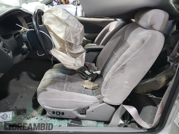 ✅ 1997 Ford Thunderbird LX • VIN: 1FALP62W1VH123205 • Лот: 76107654. Опубликован ранее на Copart с пробегом 120 225 миль. Бесплатный доступ к архиву аукционных продаж из США и подробный отчёт об истории автомобиля на DreamBid. Изображение 7.